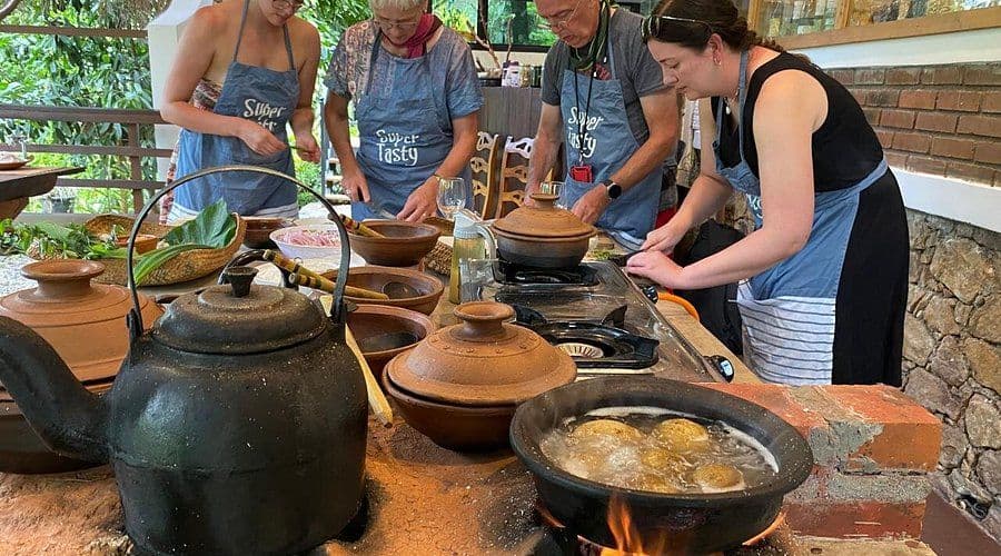 Ella’s Aromatic Secret: The Traditional Spice Garden